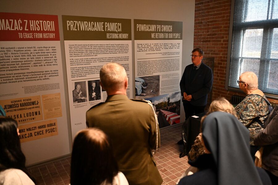 Otwarcie wystawy „O duszę i charakter Narodu Polskiego. Zrzeszenie Wolność i Niezawisłość”. Fot. Żaneta Wierzgacz (IPN)