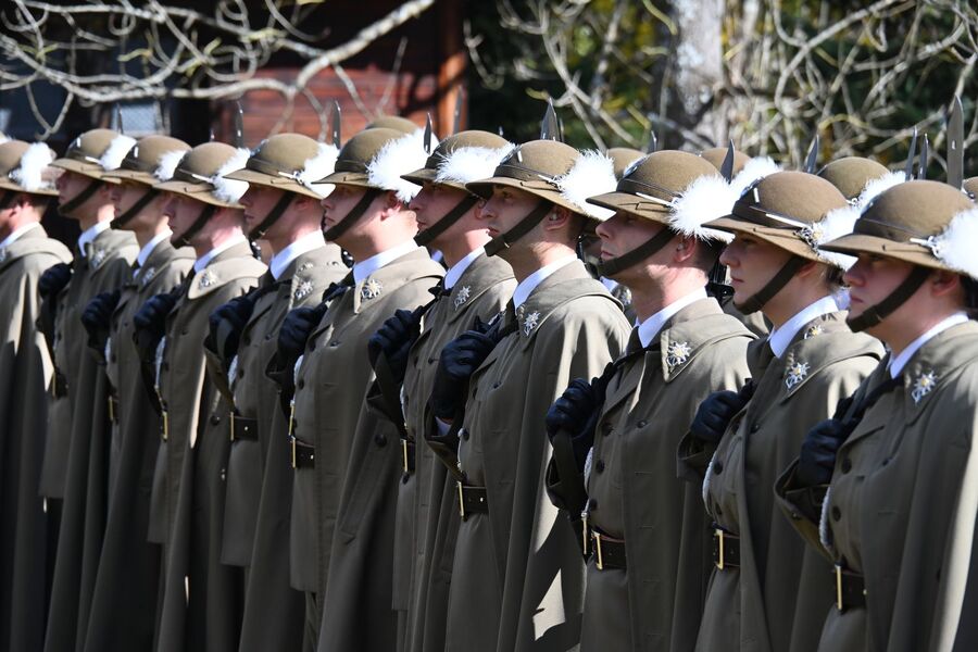 Uroczystości pogrzebowe Stanisława Klapera. Fot. Janusz Ślęzak (IPN)