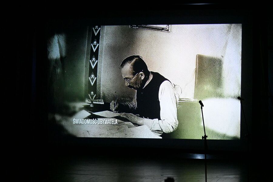 Spektakl o Wincentym Witosie w Teatrze Ludowym w Nowej Hucie. Fot. Janusz Ślęzak (IPN)