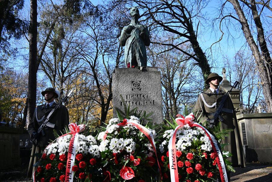 Krakowskie uroczystości upamiętniające Wincentego Witosa i Ignacego Daszyńskiego. Fot. Janusz Ślęzak (IPN)