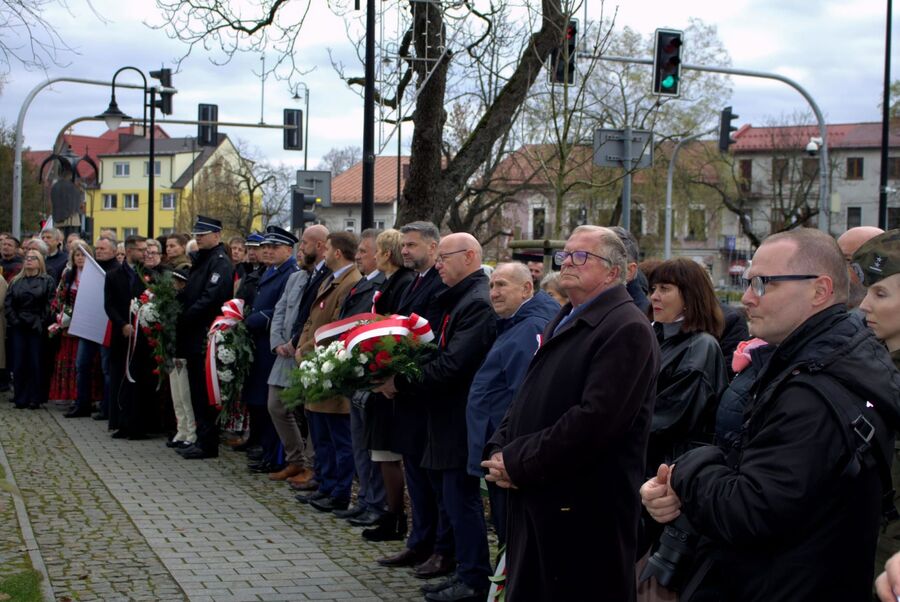 W Jordanowie odsłonięto popiersie gen. Stanisława Maczka. Fot. Jakub Ryba (IPN)