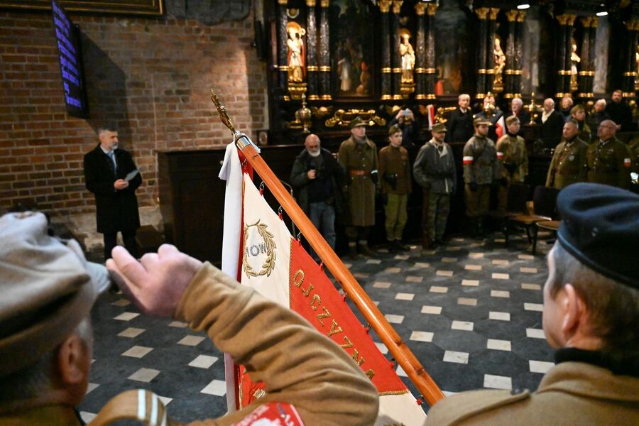 XII Krakowskie Zaduszki za Żołnierzy Wyklętych – Niezłomnych. Fot. Janusz Ślęzak (IPN)