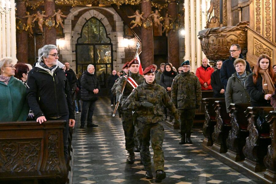 XII Krakowskie Zaduszki za Żołnierzy Wyklętych – Niezłomnych. Fot. Janusz Ślęzak (IPN)