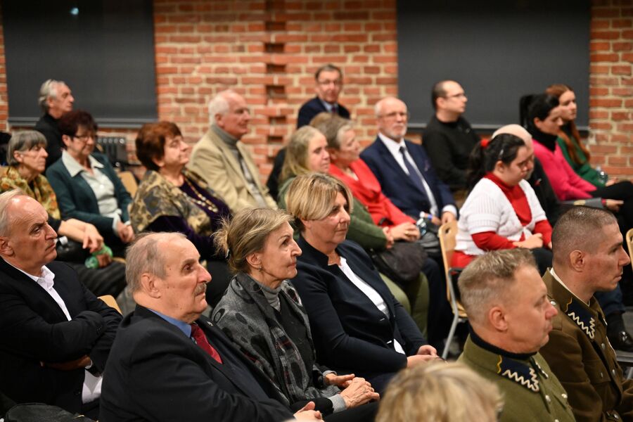 XII Krakowskie Zaduszki za Żołnierzy Wyklętych – Niezłomnych. Fot. Żaneta Wierzgacz (IPN)