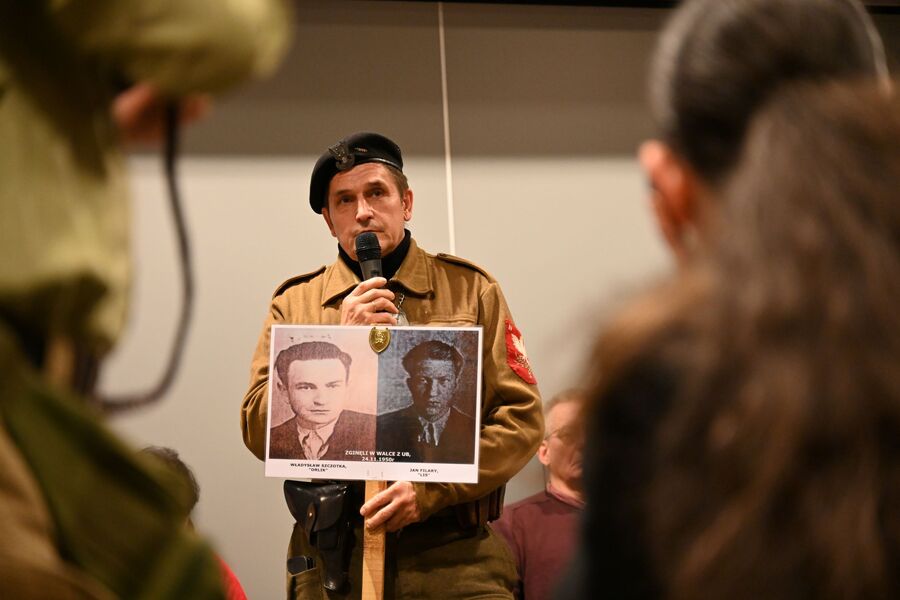 XII Krakowskie Zaduszki za Żołnierzy Wyklętych – Niezłomnych. Fot. Żaneta Wierzgacz (IPN)