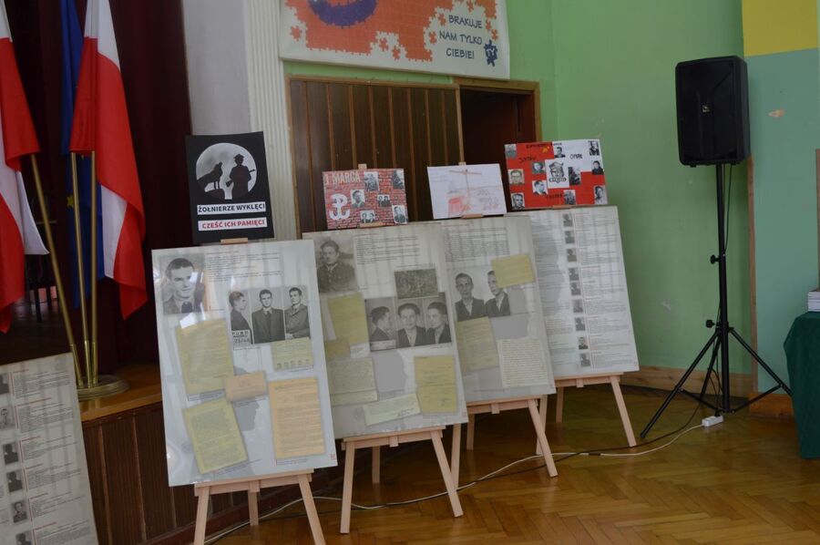 Narodowy Dzień Pamięci Żołnierzy Wyklętych w Zespole Szkół nr 1 w Gorlicach