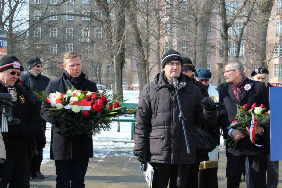 Narodowy Dzień Pamięci Żołnierzy Wyklętych. Uroczystość na pl. Inwalidów w Krakowie