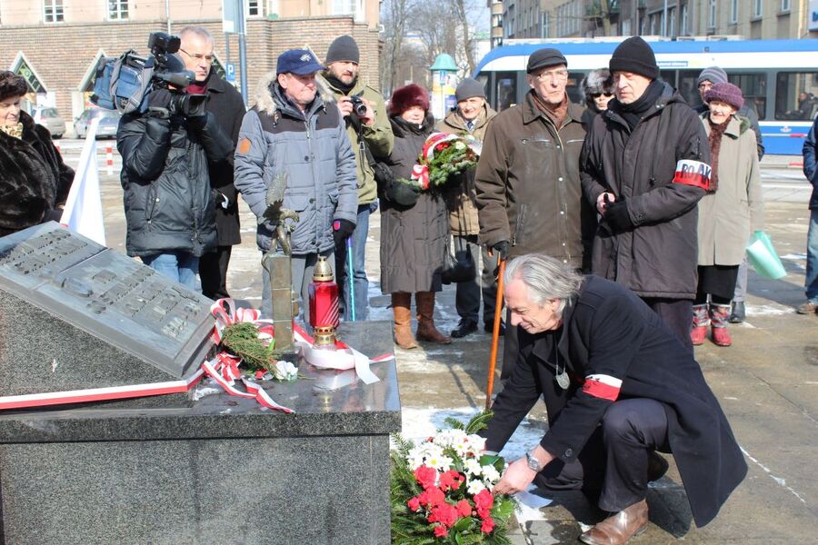 Narodowy Dzień Pamięci Żołnierzy Wyklętych. Uroczystość na pl. Inwalidów w Krakowie