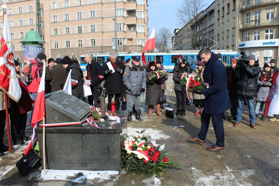 Narodowy Dzień Pamięci Żołnierzy Wyklętych. Uroczystość na pl. Inwalidów w Krakowie
