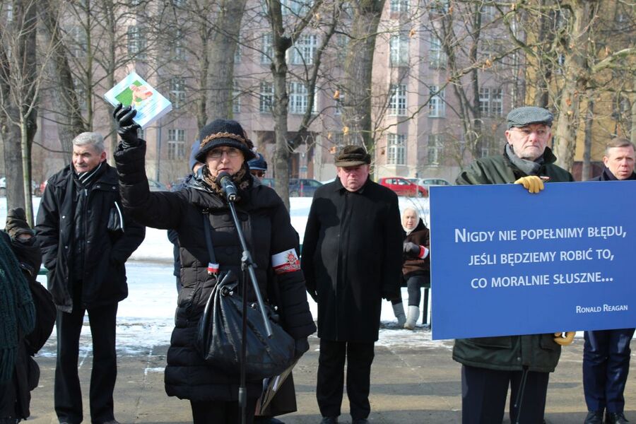 Narodowy Dzień Pamięci Żołnierzy Wyklętych. Uroczystość na pl. Inwalidów w Krakowie