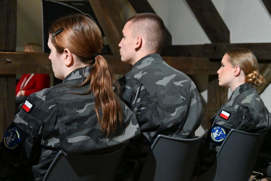 Projekt „Łączka i inne miejsca poszukiwań”. Zajęcia w siedzibie krakowskiego IPN. Fot. Janusz Ślęzak (IPN)