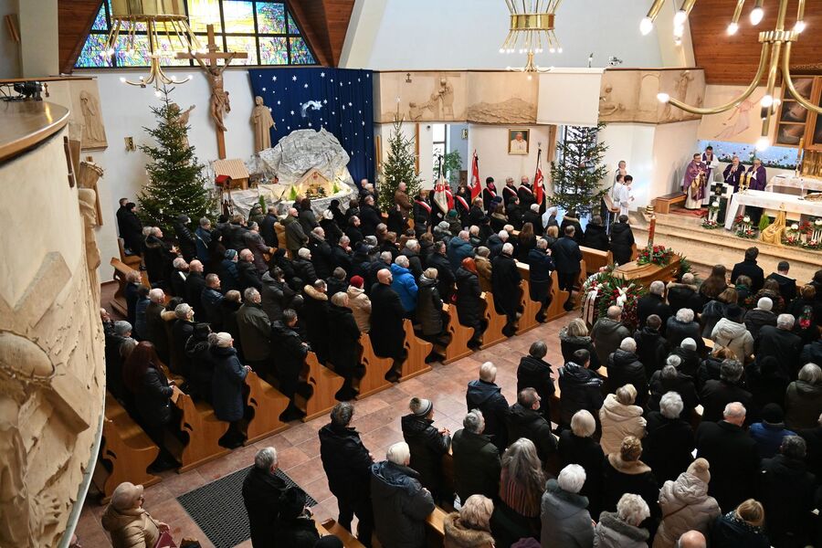 Uroczystości pogrzebowe Krzysztofa Owczarka w Zakopanem. Fot. Janusz Ślęzak (IPN)