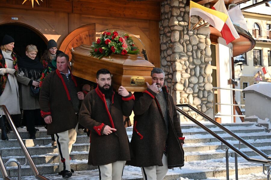 Uroczystości pogrzebowe Krzysztofa Owczarka w Zakopanem. Fot. Janusz Ślęzak (IPN)