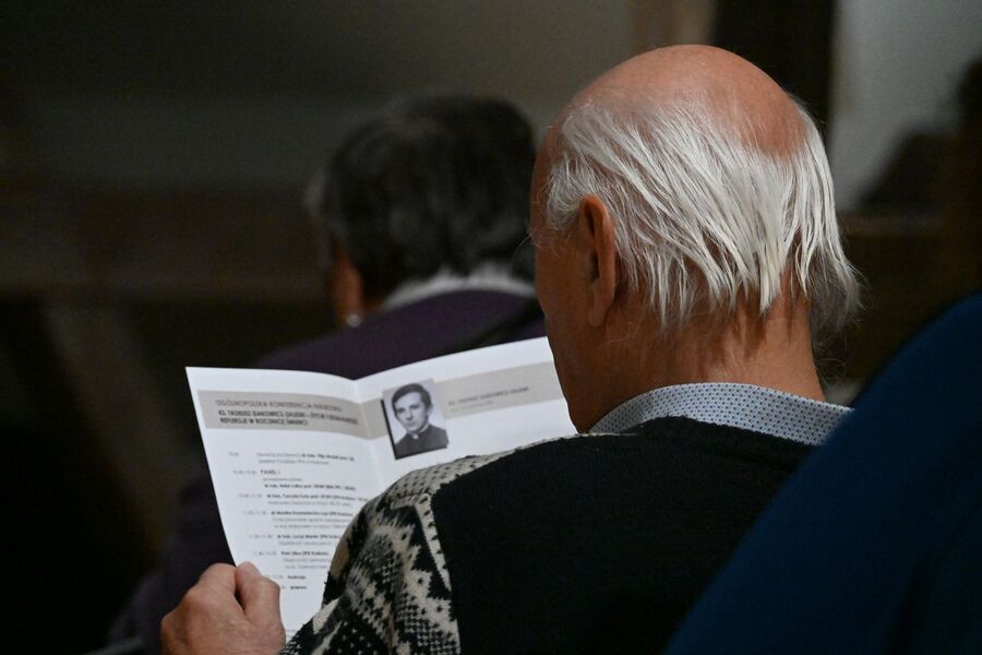 Spotkanie Klubu im. Grota poświęcone ks. Tadeuszowi Isakowiczowi-Zaleskiemu. Fot. Janusz Ślęzak (IPN)