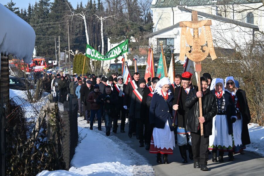 Rolnicza „Solidarność” uczciła w Wierzchosławicach 152. rocznicę urodzin Wincentego Witosa. Fot. Janusz Ślęzak (IPN)