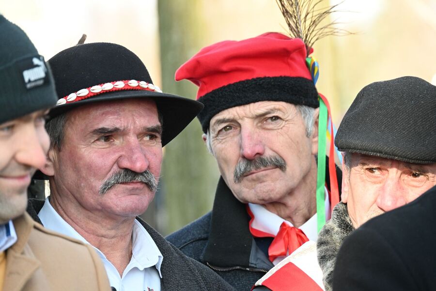 Rolnicza „Solidarność” uczciła w Wierzchosławicach 152. rocznicę urodzin Wincentego Witosa. Fot. Janusz Ślęzak (IPN)