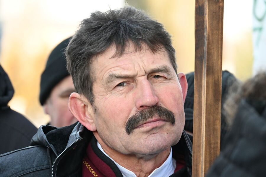 Rolnicza „Solidarność” uczciła w Wierzchosławicach 152. rocznicę urodzin Wincentego Witosa. Fot. Janusz Ślęzak (IPN)