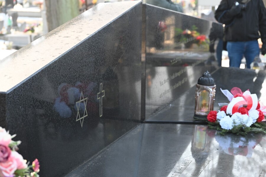 Uroczystość w 81. rocznicę marszu śmierci więźniów z KL Auschwitz. Fot. Żaneta Wierzgacz (IPN)