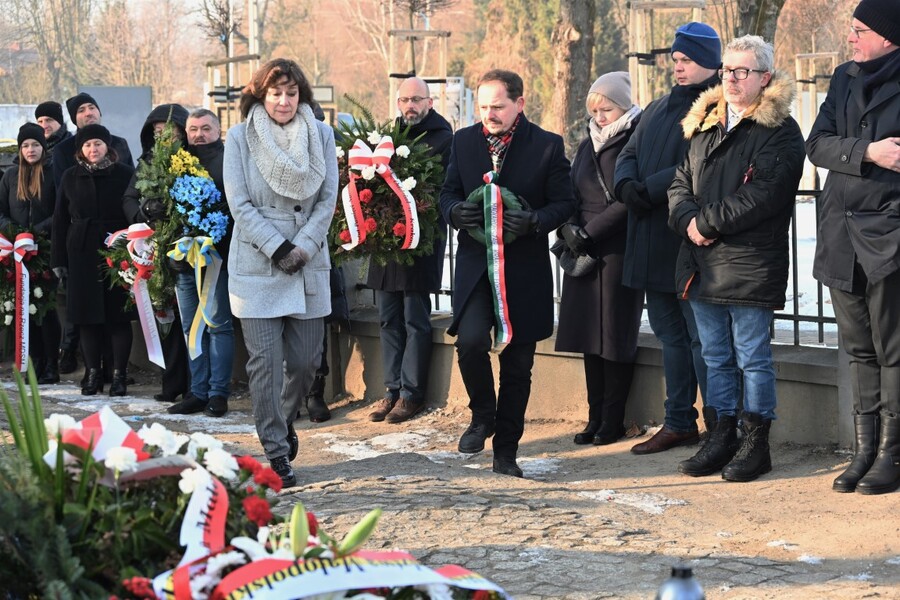 Uroczystość w 81. rocznicę marszu śmierci więźniów z KL Auschwitz. Fot. Żaneta Wierzgacz (IPN)