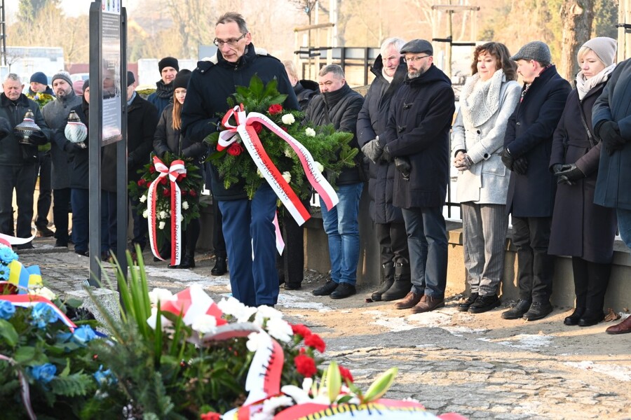 Uroczystość w 81. rocznicę marszu śmierci więźniów z KL Auschwitz. Fot. Żaneta Wierzgacz (IPN)