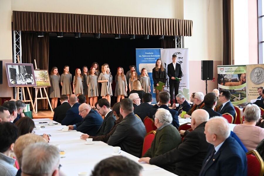 152. rocznica urodzin Wincentego Witosa. Uroczystości w Wierzchosławicach. Fot. Janusz Ślęzak (IPN)