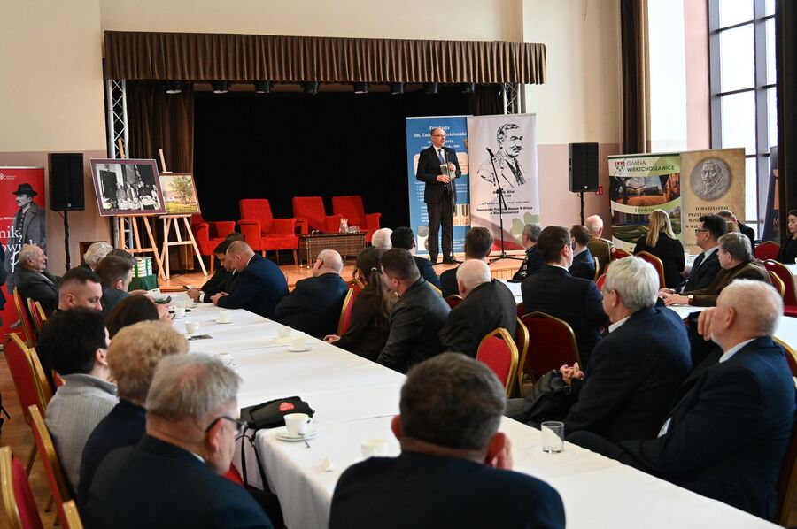 152. rocznica urodzin Wincentego Witosa. Uroczystości w Wierzchosławicach. Fot. Janusz Ślęzak (IPN)