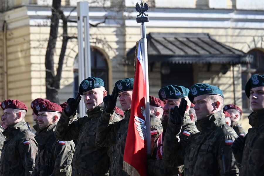 Kraków. Uroczystość w 22. rocznicę śmierci Ryszarda Kuklińskiego. Fot. Janusz Ślęzak (IPN)