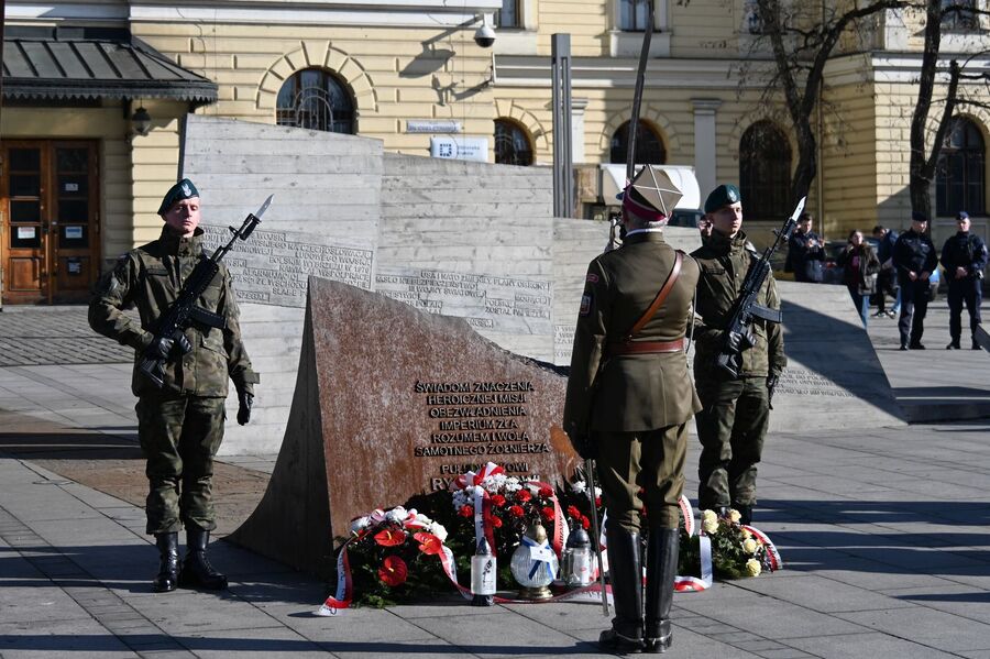 Kraków. Uroczystość w 22. rocznicę śmierci Ryszarda Kuklińskiego. Fot. Janusz Ślęzak (IPN)
