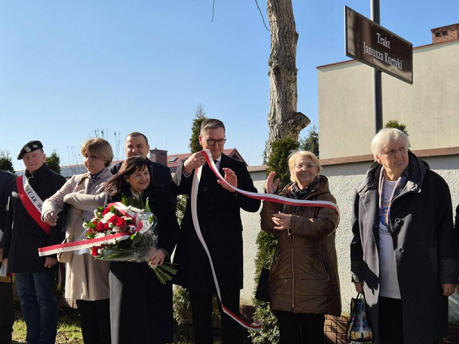 W Wieliczce otwarto Trakt Janusza Kurtyki. Fot. Radosław Kurek (IPN)