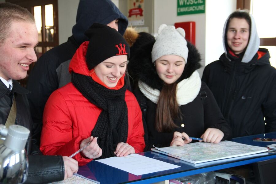 Śladami Historii: „Niezwyciężeni 1939-1963”. Gra miejska w Olkuszu