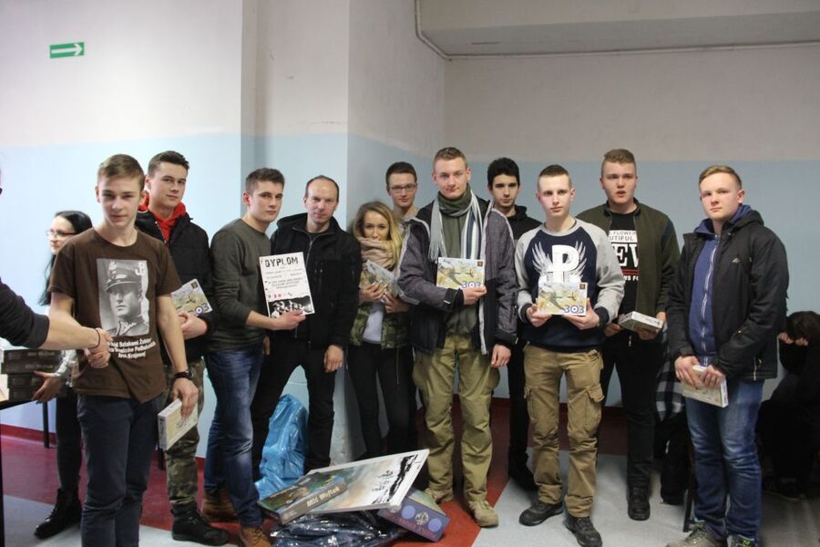 Śladami Historii: „Niezwyciężeni 1939-1963”. Gra miejska w Olkuszu