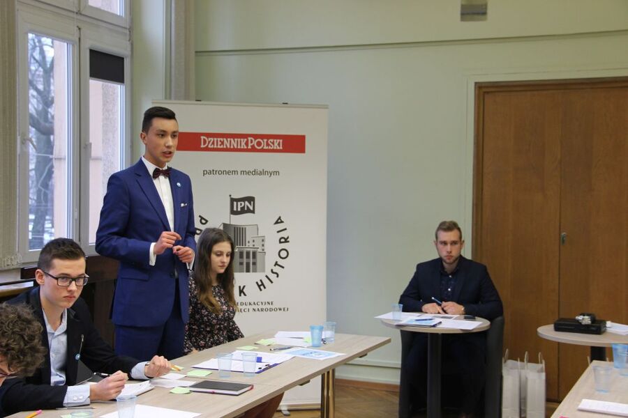 Małopolski Finał Debat Historycznych IPN 2018