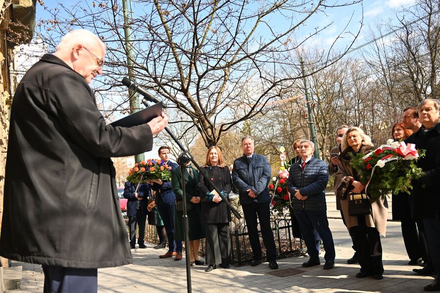 W Krakowie uczczono profesorów i studentów tajnego nauczania. Fot. Janusz Ślęzak (IPN)