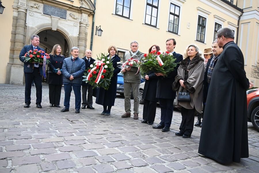 W Krakowie uczczono profesorów i studentów tajnego nauczania. Fot. Janusz Ślęzak (IPN)