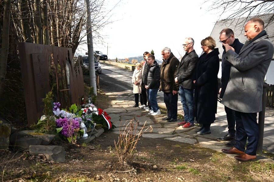 Pomnik w Popardowej. Fot. Janusz Ślęzak (IPN)