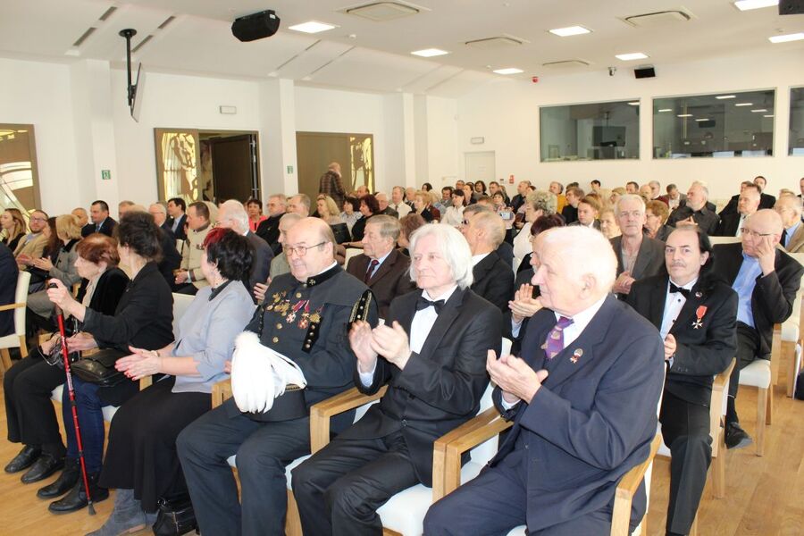 Prezes IPN wręczył w Krakowie Krzyże Wolności i Solidarności