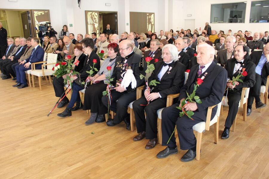 Prezes IPN wręczył w Krakowie Krzyże Wolności i Solidarności