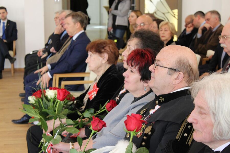 Prezes IPN wręczył w Krakowie Krzyże Wolności i Solidarności