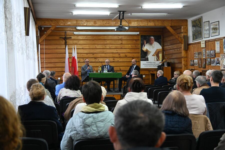 Spotkania edukacyjne i wystawa IPN w Nowym Targu. Fot. Janusz Ślęzak (IPN)