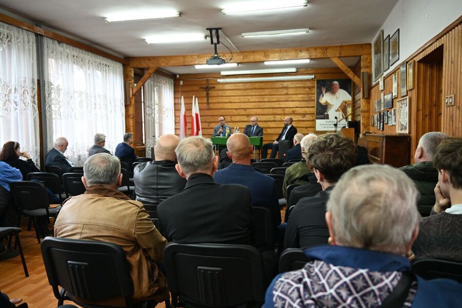 Spotkania edukacyjne i wystawa IPN w Nowym Targu. Fot. Janusz Ślęzak (IPN)