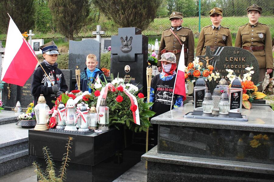 W Jachówce uczczono Jana Sałapatka „Orła”. Fot. Dawid Golik (IPN)