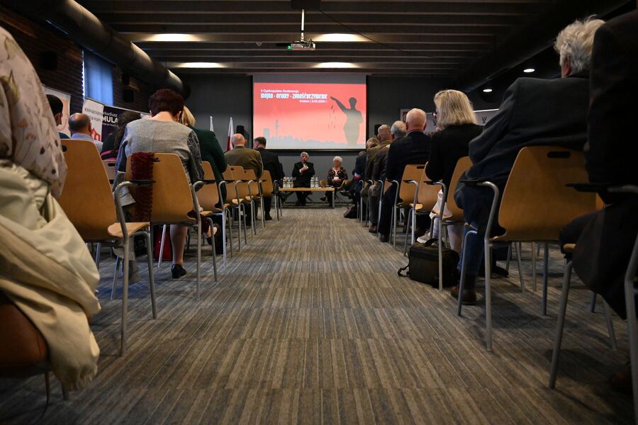 Konferencji „Wojna – Ofiary – Zadośćuczynienie” w Krakowie. Fot. Janusz Ślęzak (IPN)
