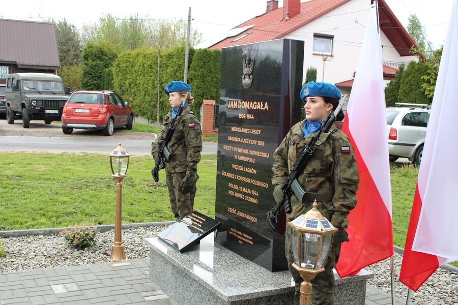 Upamiętnienie Jana Domagały w Lesicy. Fot. Jakub Ryba (IPN)