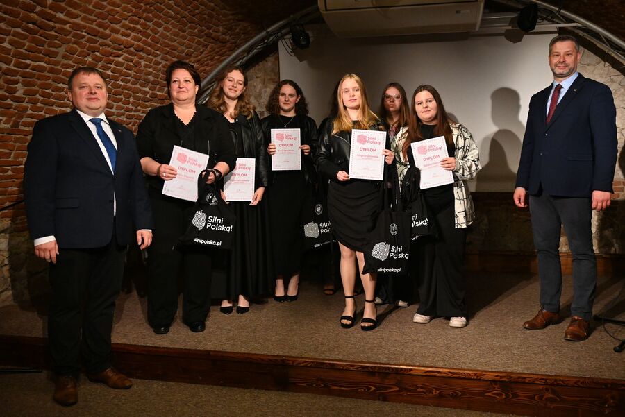 Silni Polską. Regionalna gala finałowa konkursu w Krakowie. Fot. Janusz Ślęzak (IPN)
