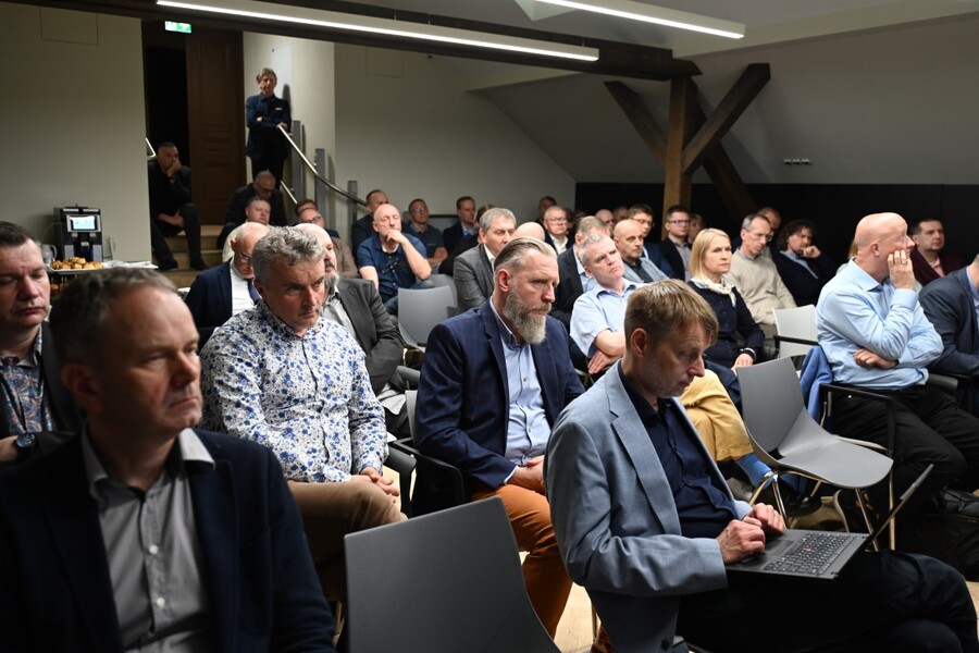 Konferencja naukowa „Poza regulaminem, poza służbą, poza prawem. Codzienność, praktyki nieformalne i życie pozazawodowe funkcjonariuszy SB w latach 1956-1990”. Fot. Żaneta Wierzgacz (IPN)