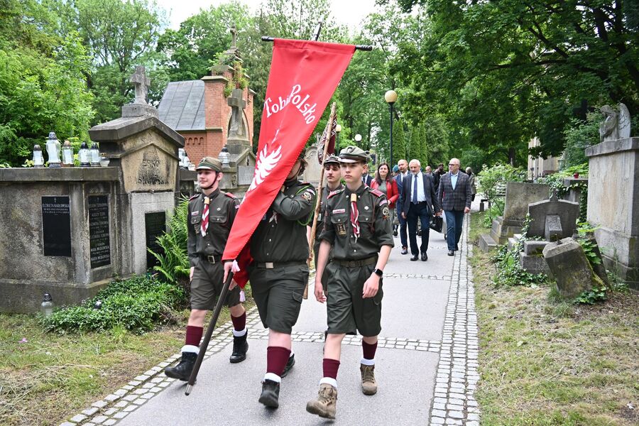 Uroczystość poświęcenia odnowionego przez IPN grobu powstańca śląskiego Karola Chodkiewicza. Fot. Janusz Ślęzak (IPN)