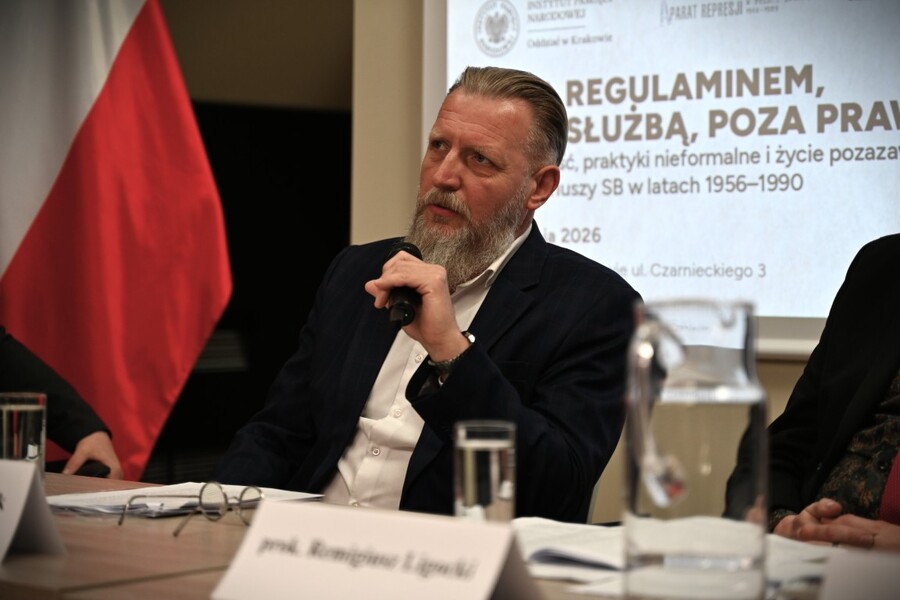 Konferencja naukowa „Poza regulaminem, poza służbą, poza prawem. Codzienność, praktyki nieformalne i życie pozazawodowe funkcjonariuszy SB w latach 1956-1990”. Fot. Żaneta Wierzgacz (IPN)
