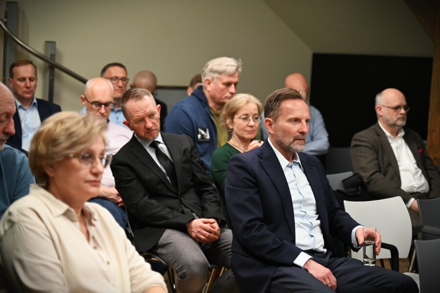 Konferencja naukowa „Poza regulaminem, poza służbą, poza prawem. Codzienność, praktyki nieformalne i życie pozazawodowe funkcjonariuszy SB w latach 1956-1990”. Fot. Żaneta Wierzgacz (IPN)