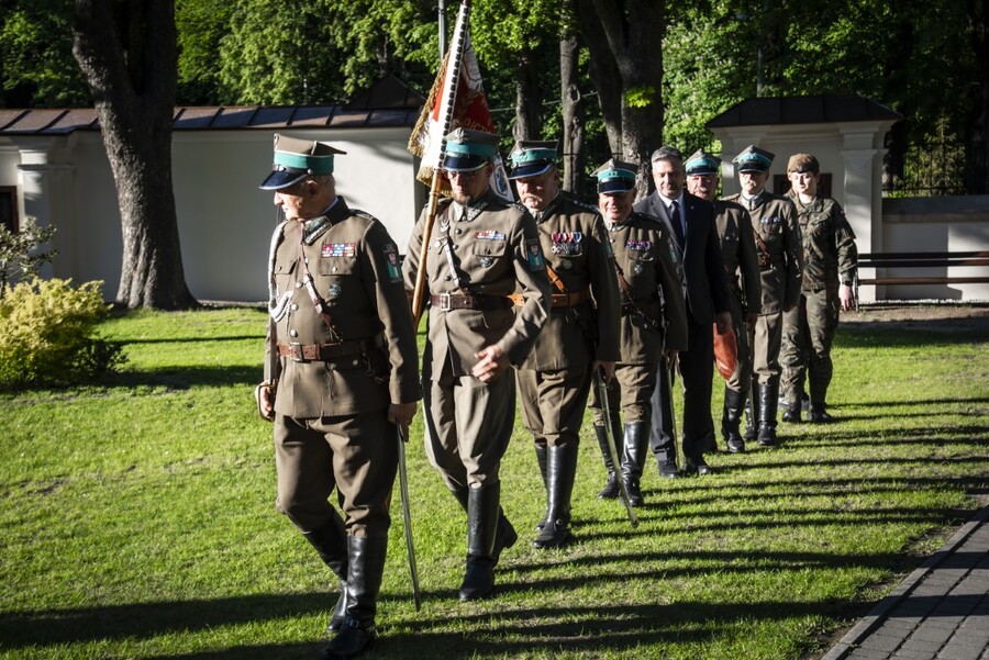 Znicze pamięci w 78. rocznicę śmierci rtm. Witolda Pileckiego. Fot. Agnieszka Masłowska (IPN)