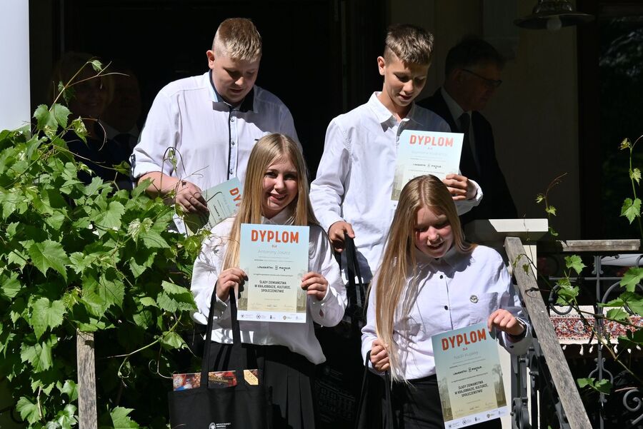 Finał konkursu ziemiańskiego w Goszycach. Fot. Janusz Ślęzak (IPN)